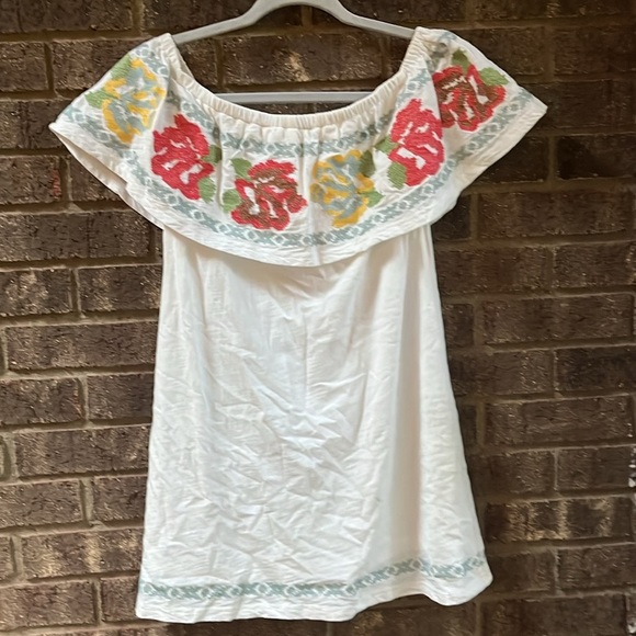 The Impeccable Pig off shoulder embroderied floral top size small - Picture 5 of 10